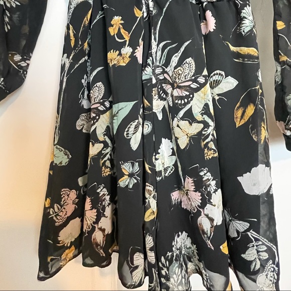 Petite butterfly romper - Picture 7 of 15